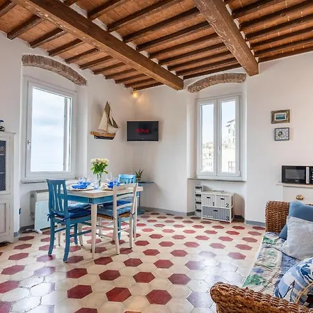 Appartamento Sea View In The Heart Of