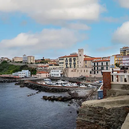 Daire Sea View In The Heart Of