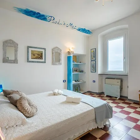 Sea View In The Heart Of Daire Piombino