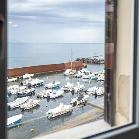 Daire Sea View In The Heart Of